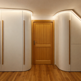 Zaoblená lakovaná šatní skříň